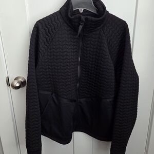 Avia Black Quilted Outerwear